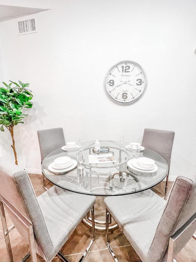 Gaslamp 2Bdrm - W Parking & 4 Beds #404 Hotel Сан Диего Екстериор снимка