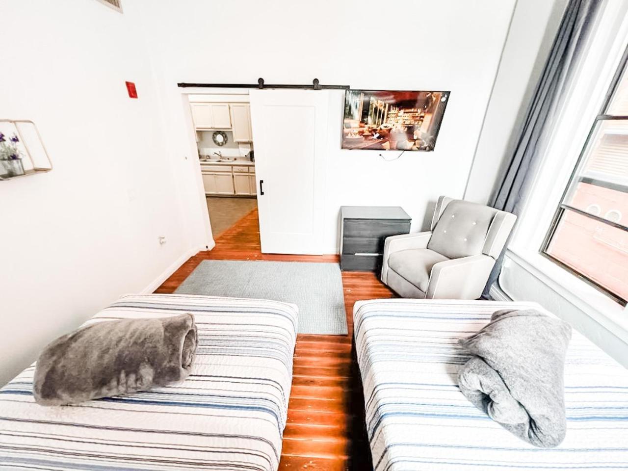 Gaslamp 2Bdrm - W Parking & 4 Beds #404 Hotel Сан Диего Екстериор снимка